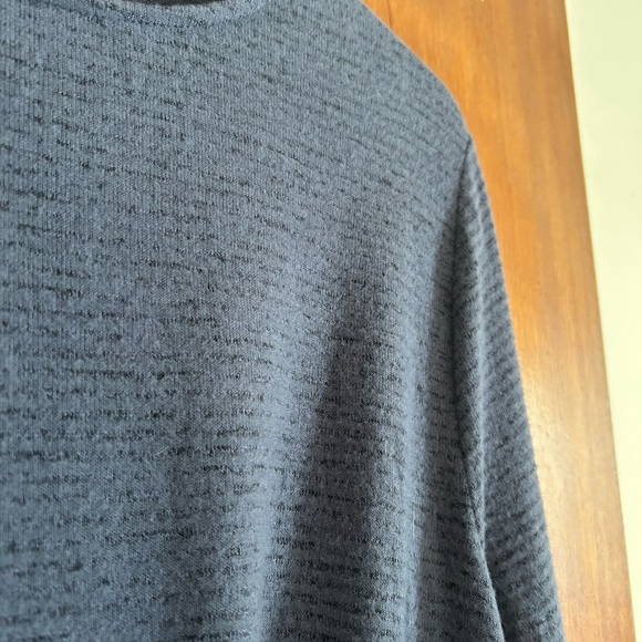 Matty M Twist Front Knit Tunic Top, Denim, Size L, NWT - Picture 3 of 8